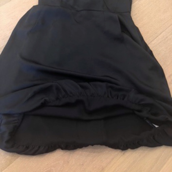 Banana Republic | Silk Bubble BLACK Dress (NEW) - Picture 5 of 8